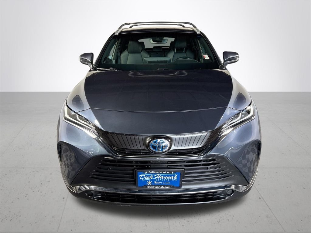 Used 2022 Coastal Gray Metallic Toyota XLE image 3