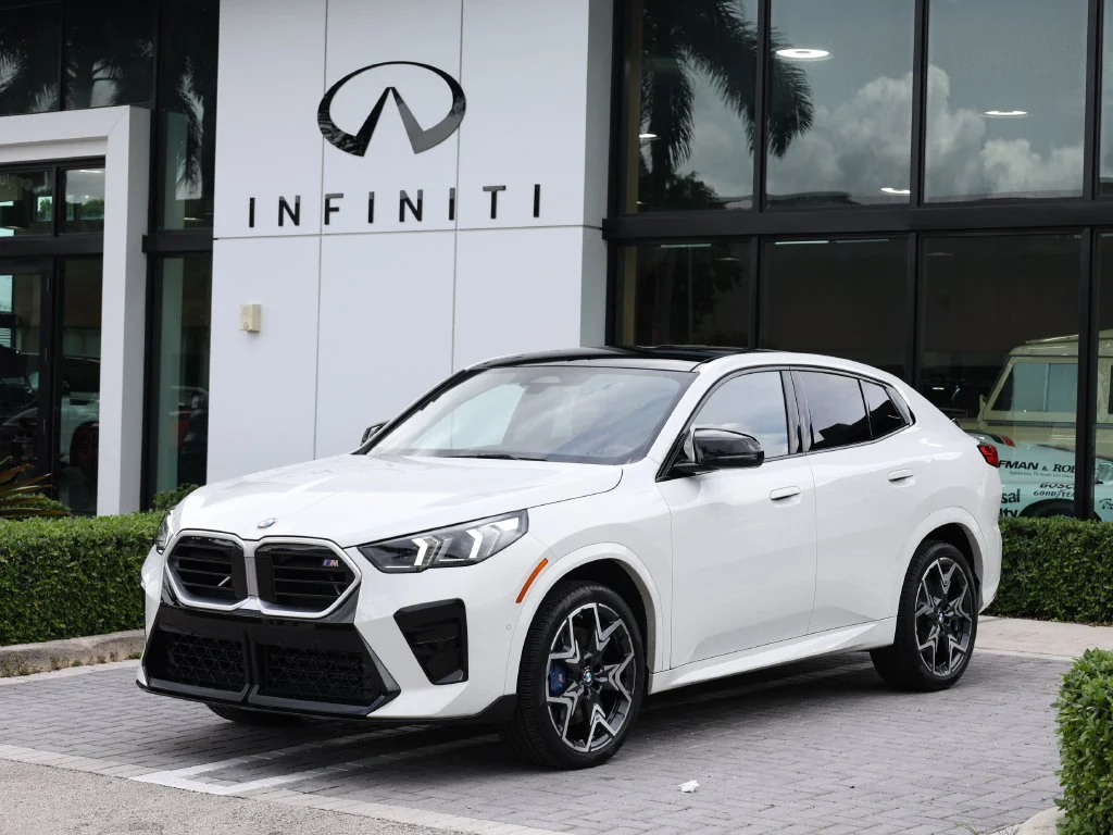2025 BMW X2 35i