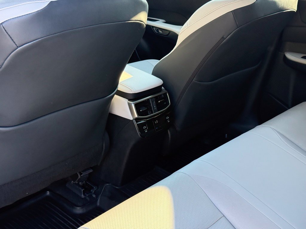 Used 2023 Silver Lexus 350 Premium image 29