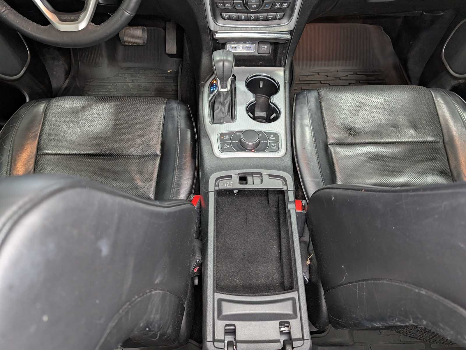 Used 2018 Ivory Tri-Coat Pearl Jeep Summit image 20