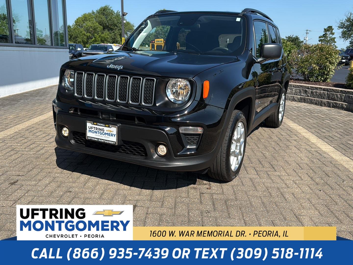 Used 2022 Black Clearcoat Jeep Latitude image 1