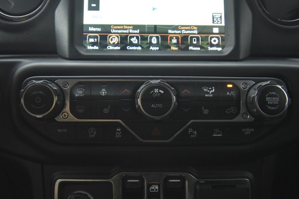 Certified Used 2021 Black Clearcoat Jeep Overland image 33