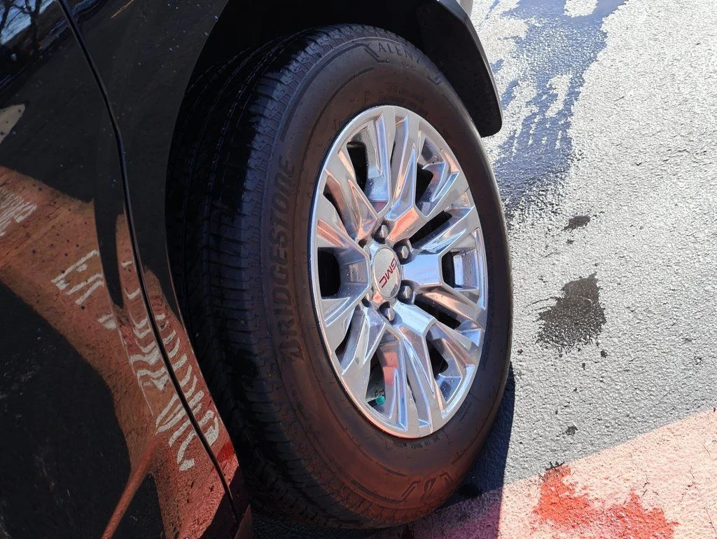 2021 GMC Yukon Denali - Photo 41