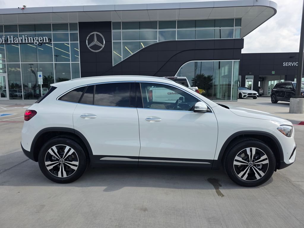 New 2026 Polar White Mercedes-Benz GLA 250 image 6