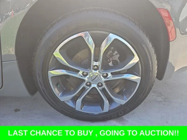 Used 2022 White Chrysler Pinnacle image 32