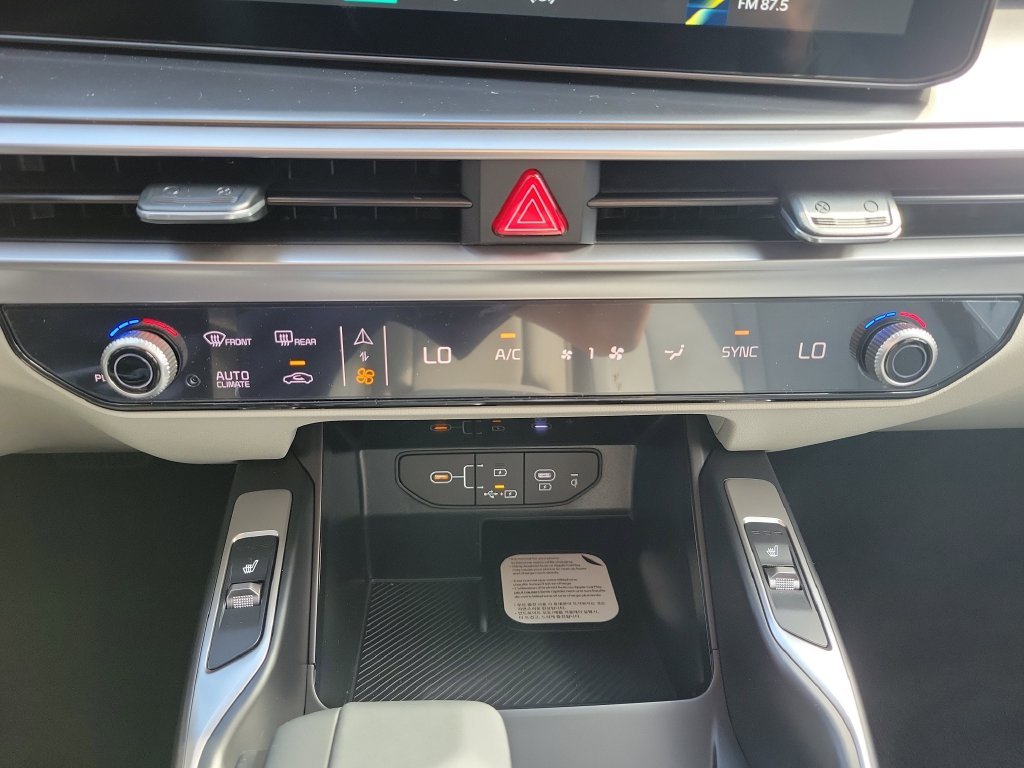 New 2026 Midnight Lake Blue Kia S image 33