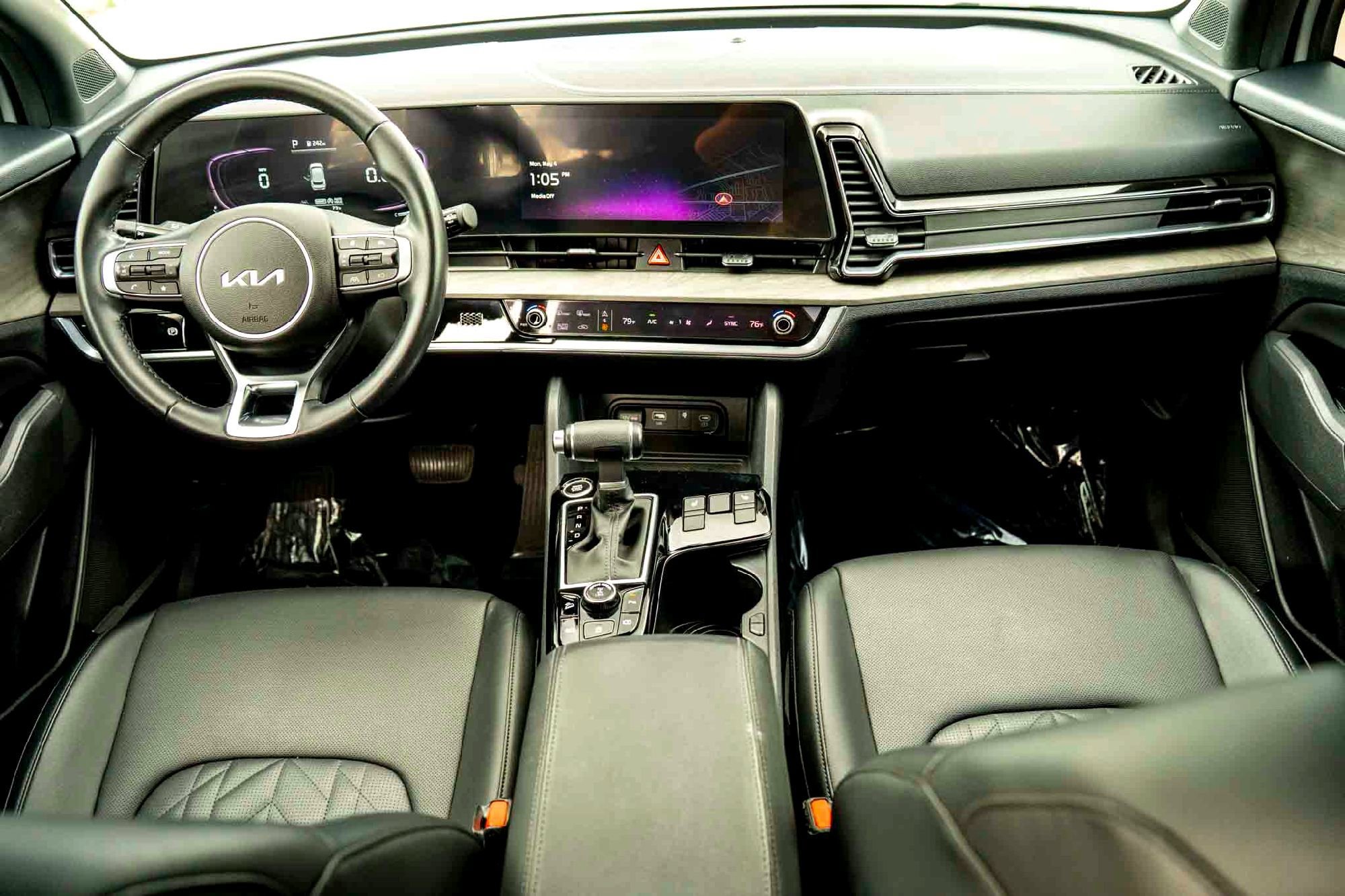 Used 2023 Wolf Gray Kia X-Line image 25