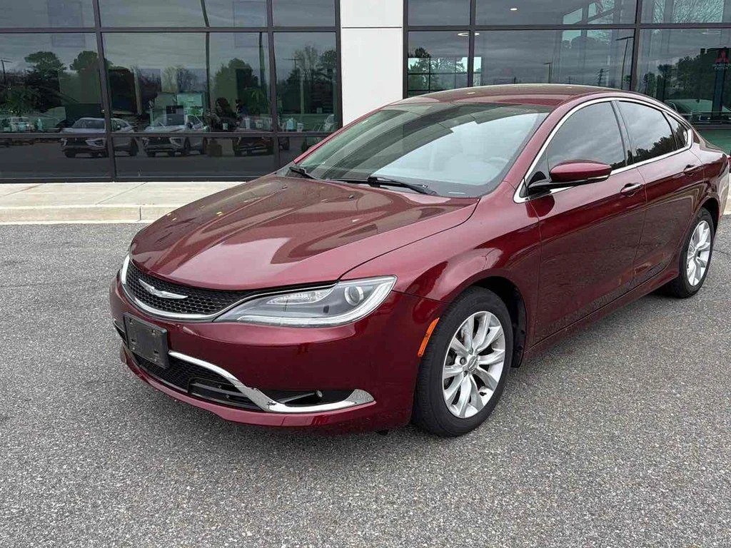 2015 Chrysler 200 C's photo