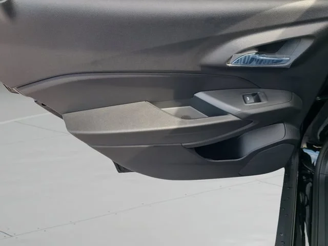 New 2026 Mosaic Black Metallic Chevrolet 1RS image 18