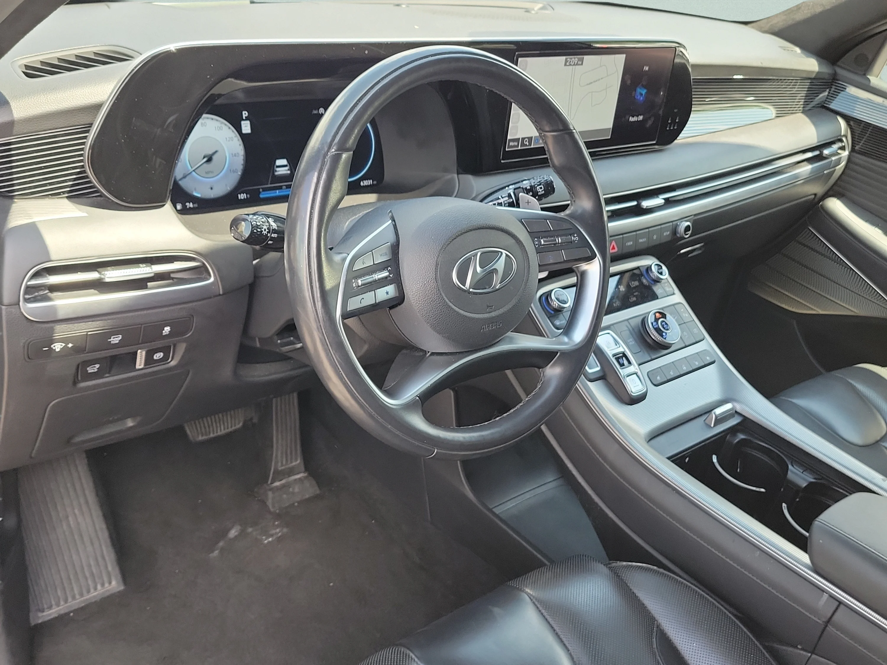 Used 2024 Abyss Black Pearl Hyundai Calligraphy image 22