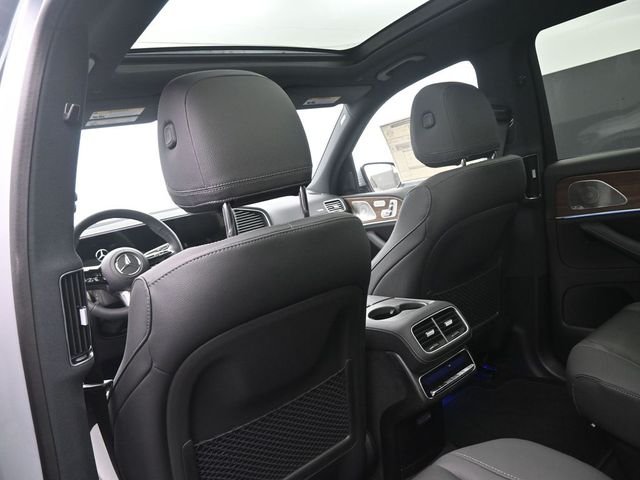 Used 2025 Silver Mercedes-Benz GLS 450 image 10
