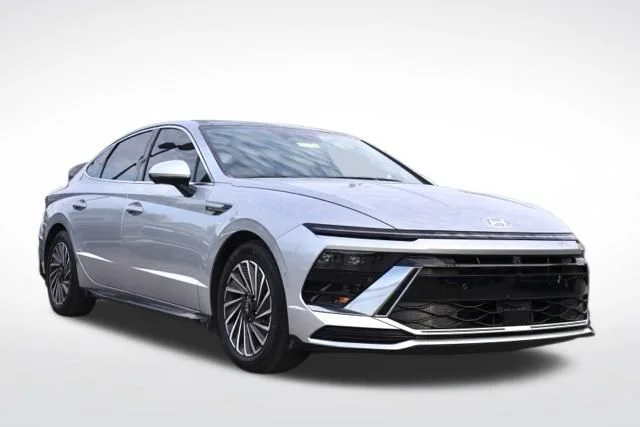 2025 Hyundai Sonata Hybrid Limited