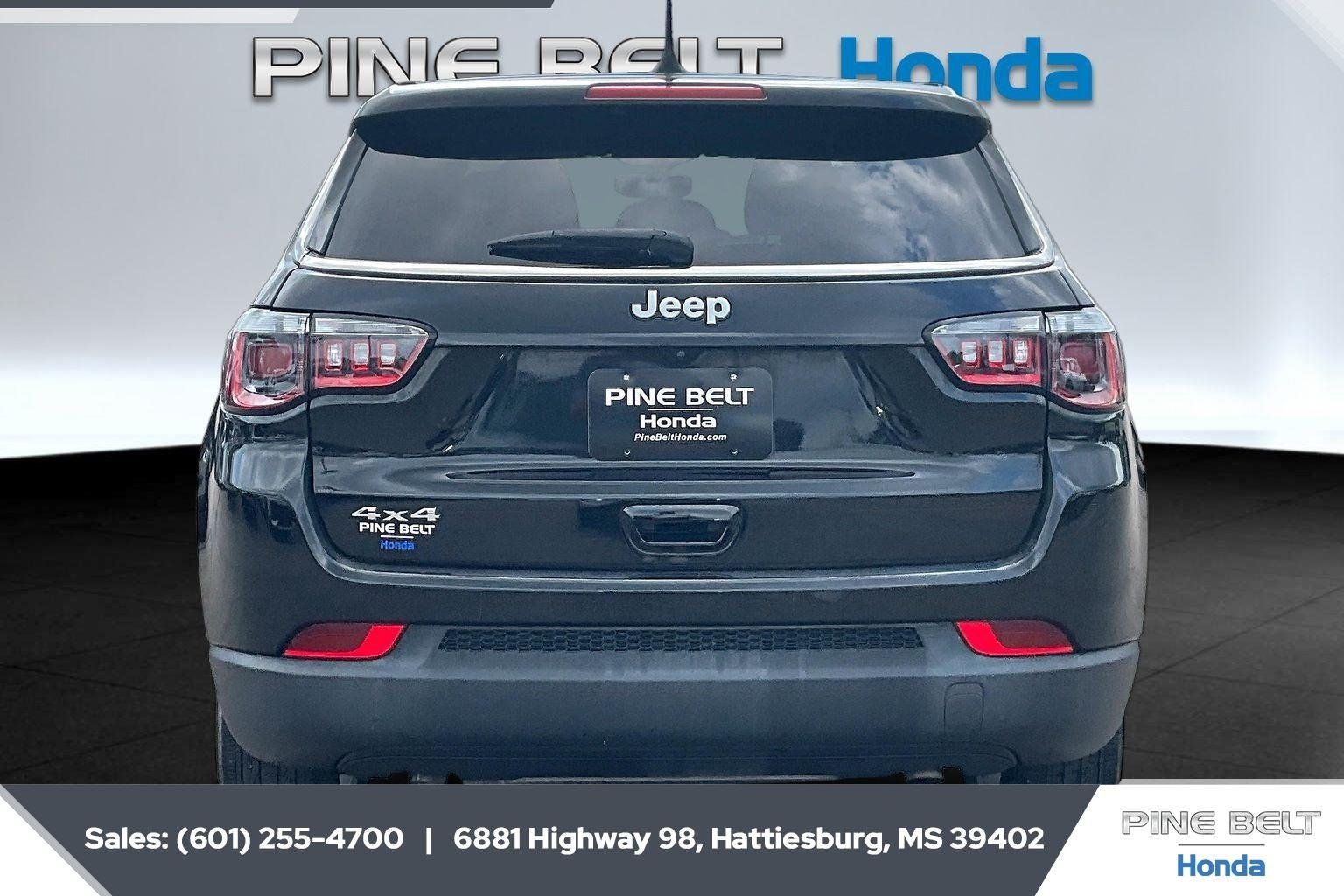 Used 2023 Diamond Black Crystal Pearlcoat Jeep Sport image 4