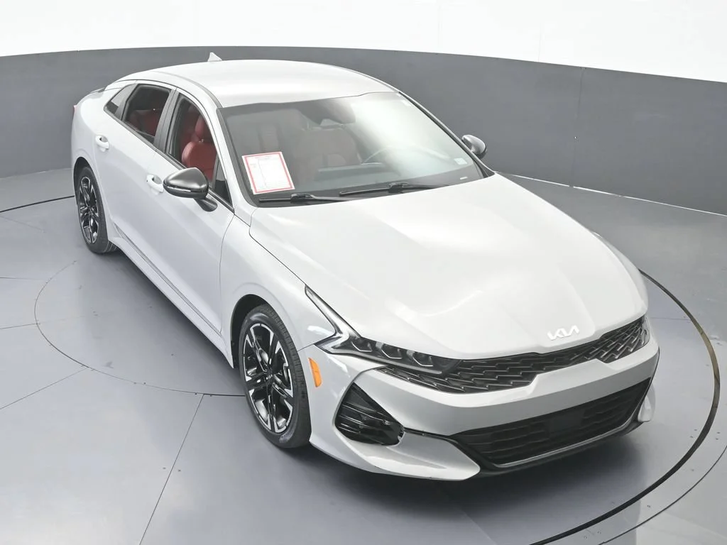 Used 2023 Wolf Gray Kia GT-Line image 52