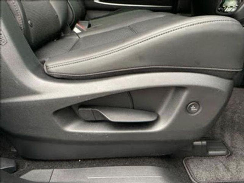 New 2026 Snow White Pearl Hyundai SEL image 20