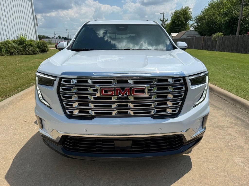 2026 GMC Acadia Denali - Photo 8