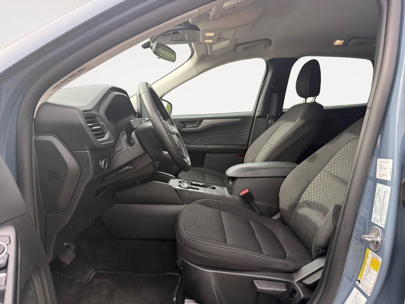 Used 2025 Vapor Blue Ford Active image 10