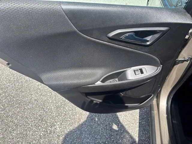 Used 2022 Gray Chevrolet LS image 29