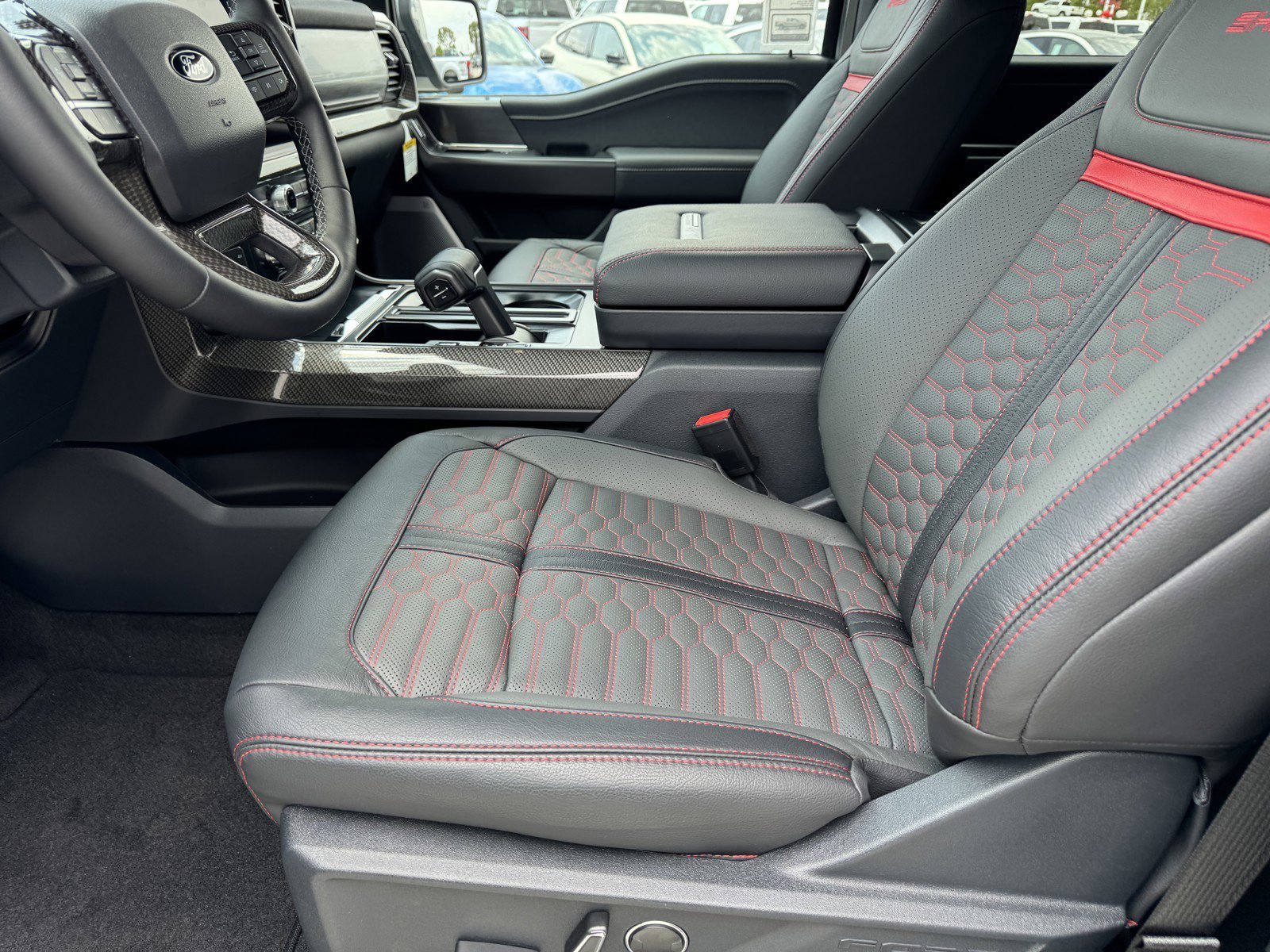 2025 Ford F-150 Lariat - Photo 17