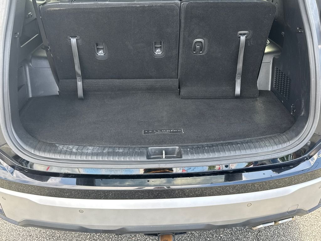 Used 2024 Black Kia EX image 18
