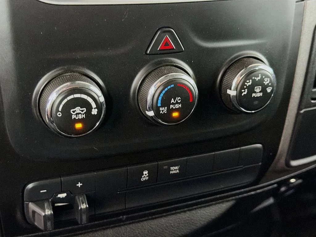 Used 2019 Maroon Ram Express image 16