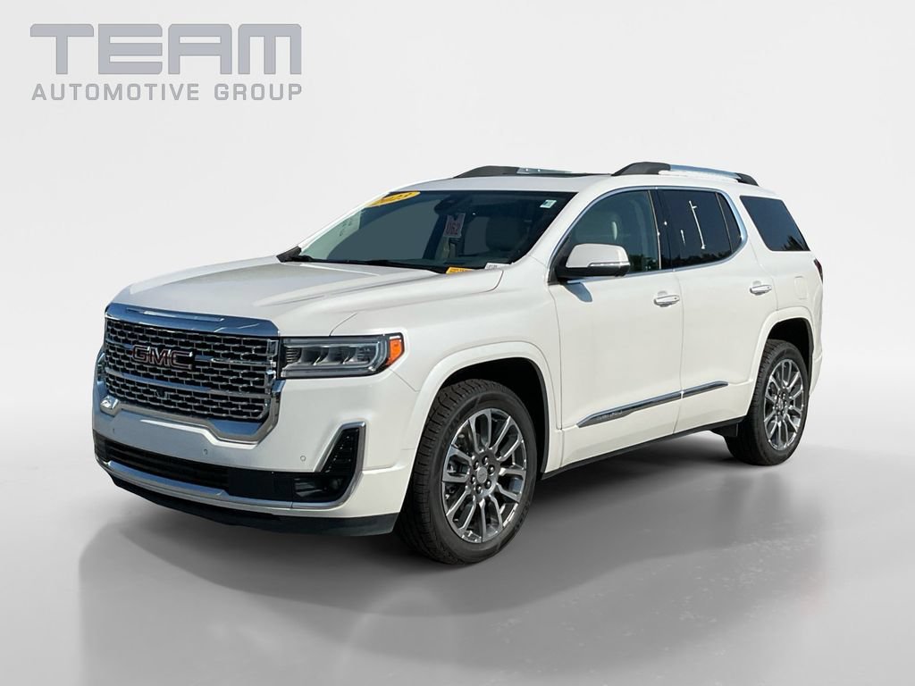 Used 2023 White Frost Tricoat GMC Denali image 3