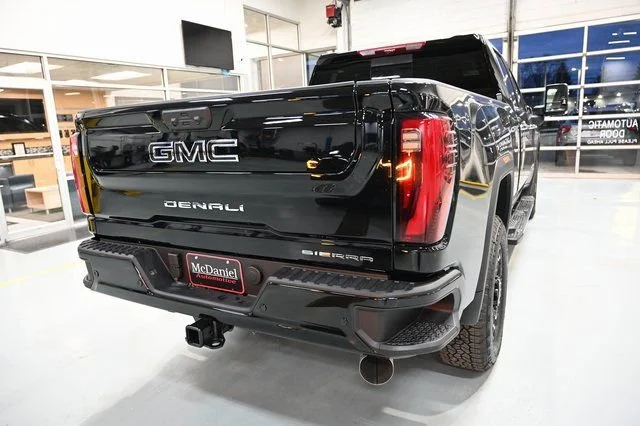 2026 GMC Sierra 2500HD Denali - Photo 6