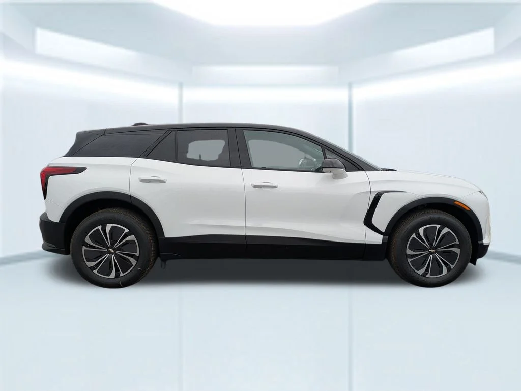 2026 Chevrolet Blazer EV LT - Photo 8