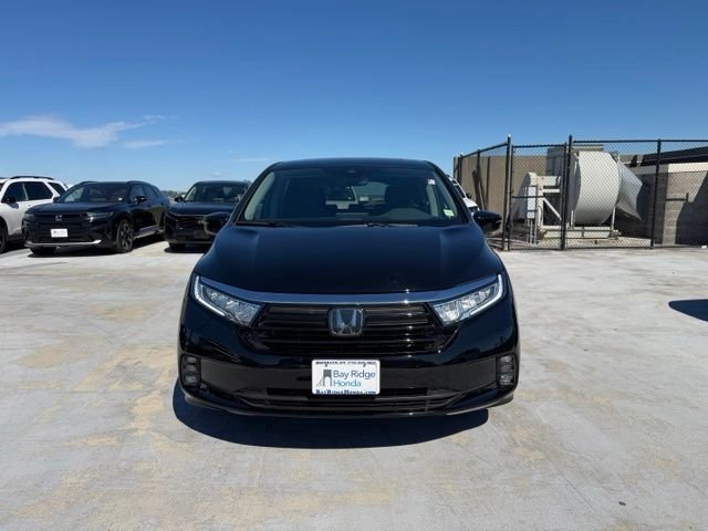 Used 2024 Black Honda EX-L image 2