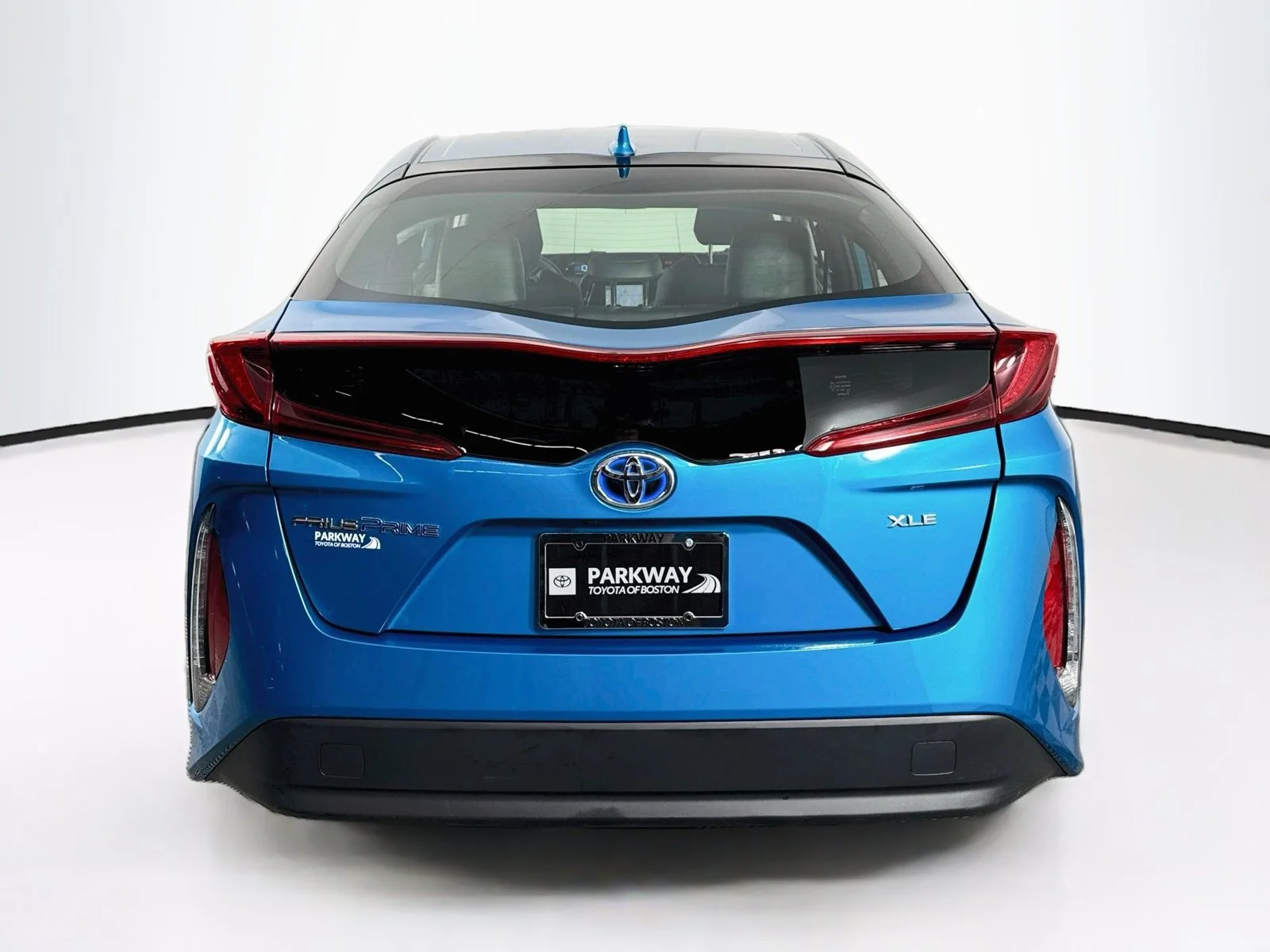 Certified Used 2022 Blue Toyota XLE image 6