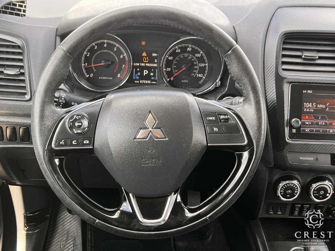 Used 2018 Labrador Black Mitsubishi 2.4 SE image 11