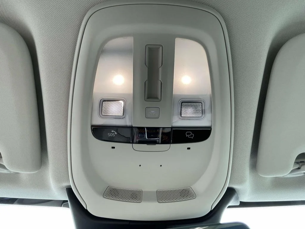New 2026 Denim Blue Metallic Volvo Ultra image 11