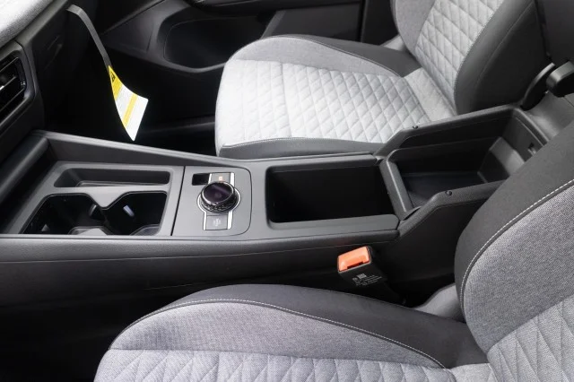 New 2026 Pure White Volkswagen 2.0T S image 30
