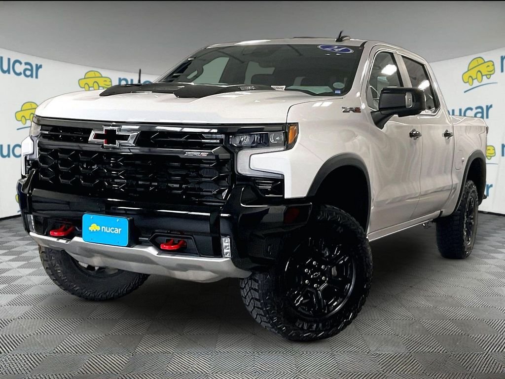 Used 2024 White Chevrolet ZR2 image 3
