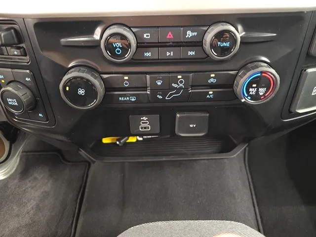 New 2026 Oxford White Ford F-350® XL image 32