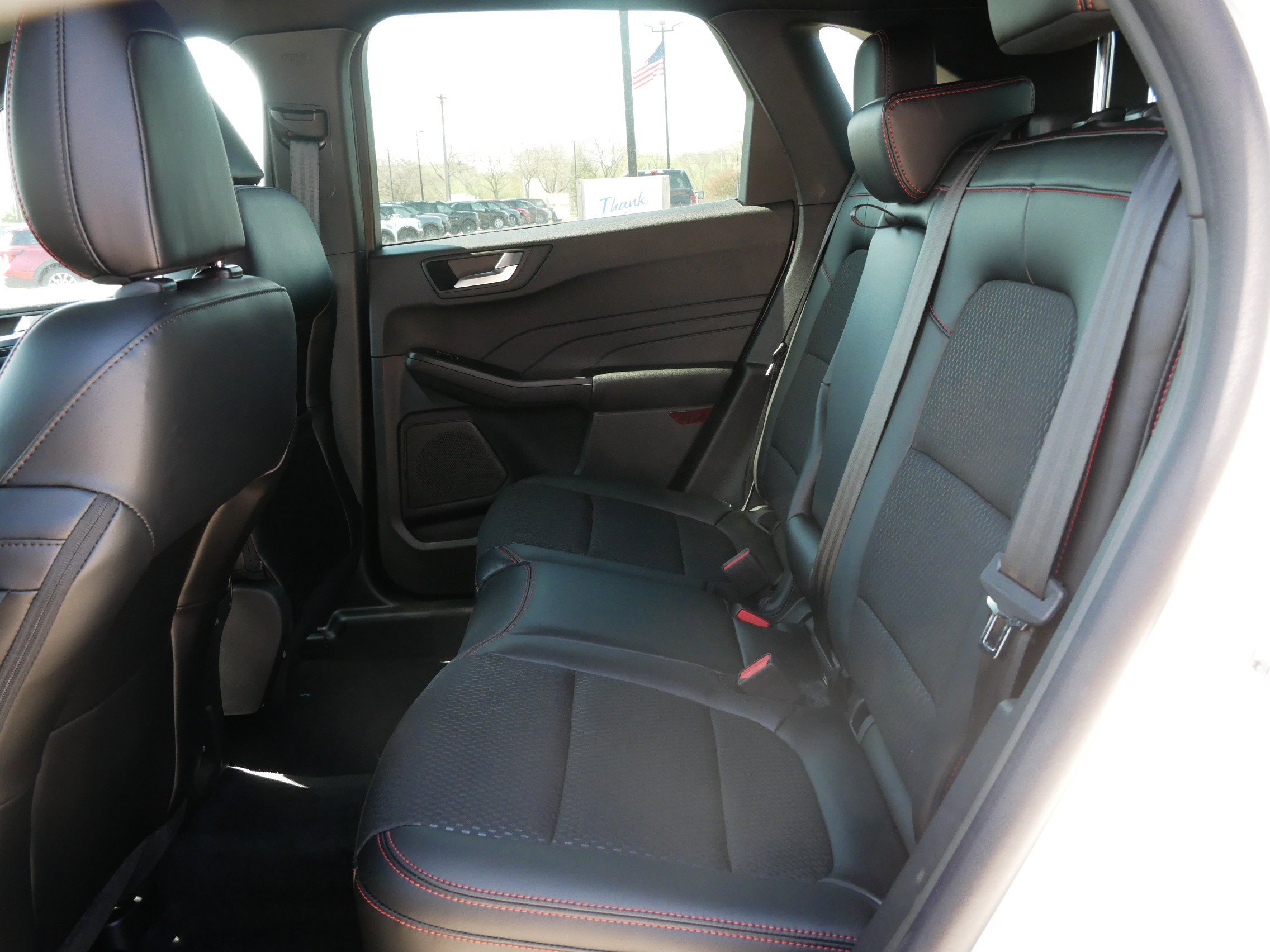 2025 Ford Escape Hybrid ST-Line Select - Photo 11