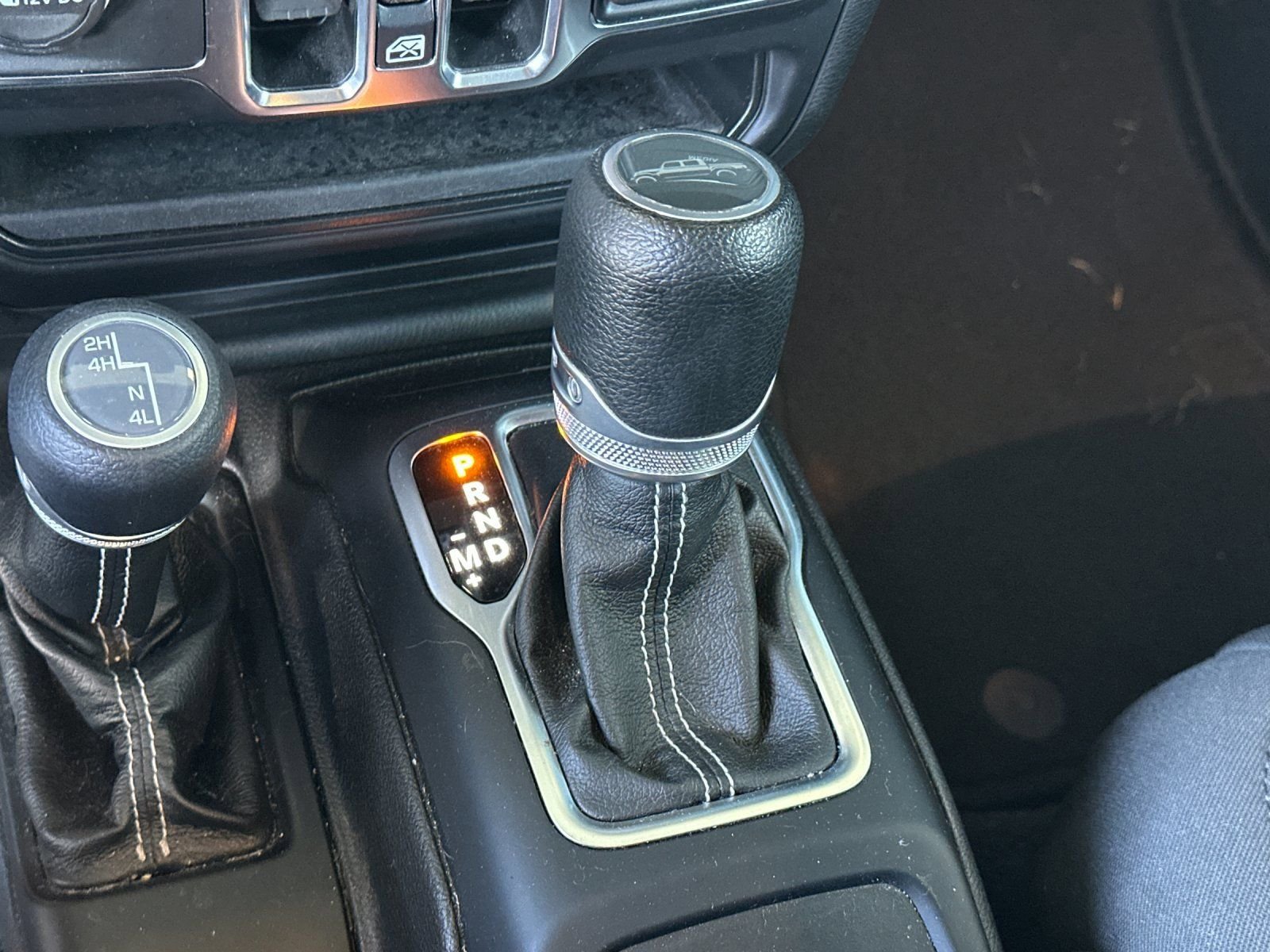 2021 Jeep Gladiator Overland - Photo 21