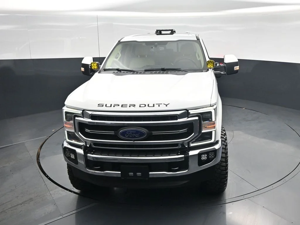 Used 2021 White Ford Lariat image 34