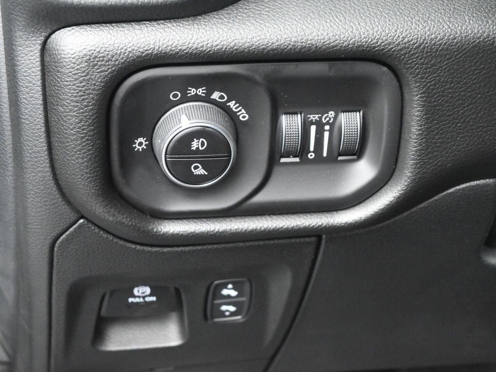 2026 RAM 1500 Rebel - Photo 18