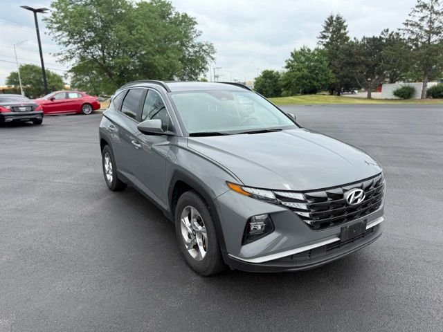 Used 2024 Gray Hyundai SEL image 6