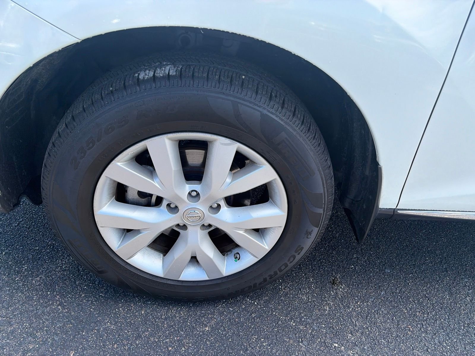 Used 2012 White Nissan SL image 12