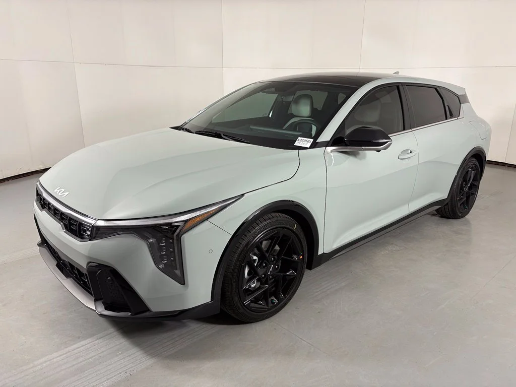 New 2026 Morning Haze Kia GT-Line Turbo image 4