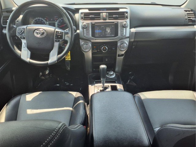Used 2017 Super White Toyota SR5 Premium 4WD image 15
