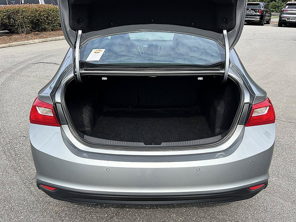 Used 2025 Sterling Gray Metallic Chevrolet LT image 15