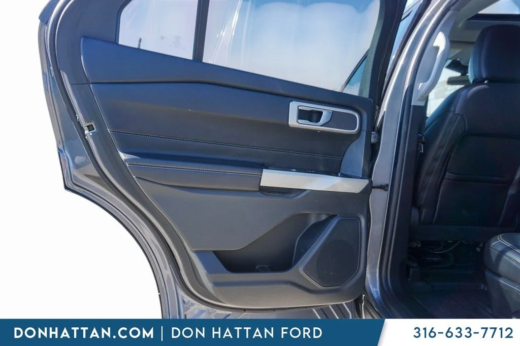 2022 Ford Explorer XLT - Photo 22