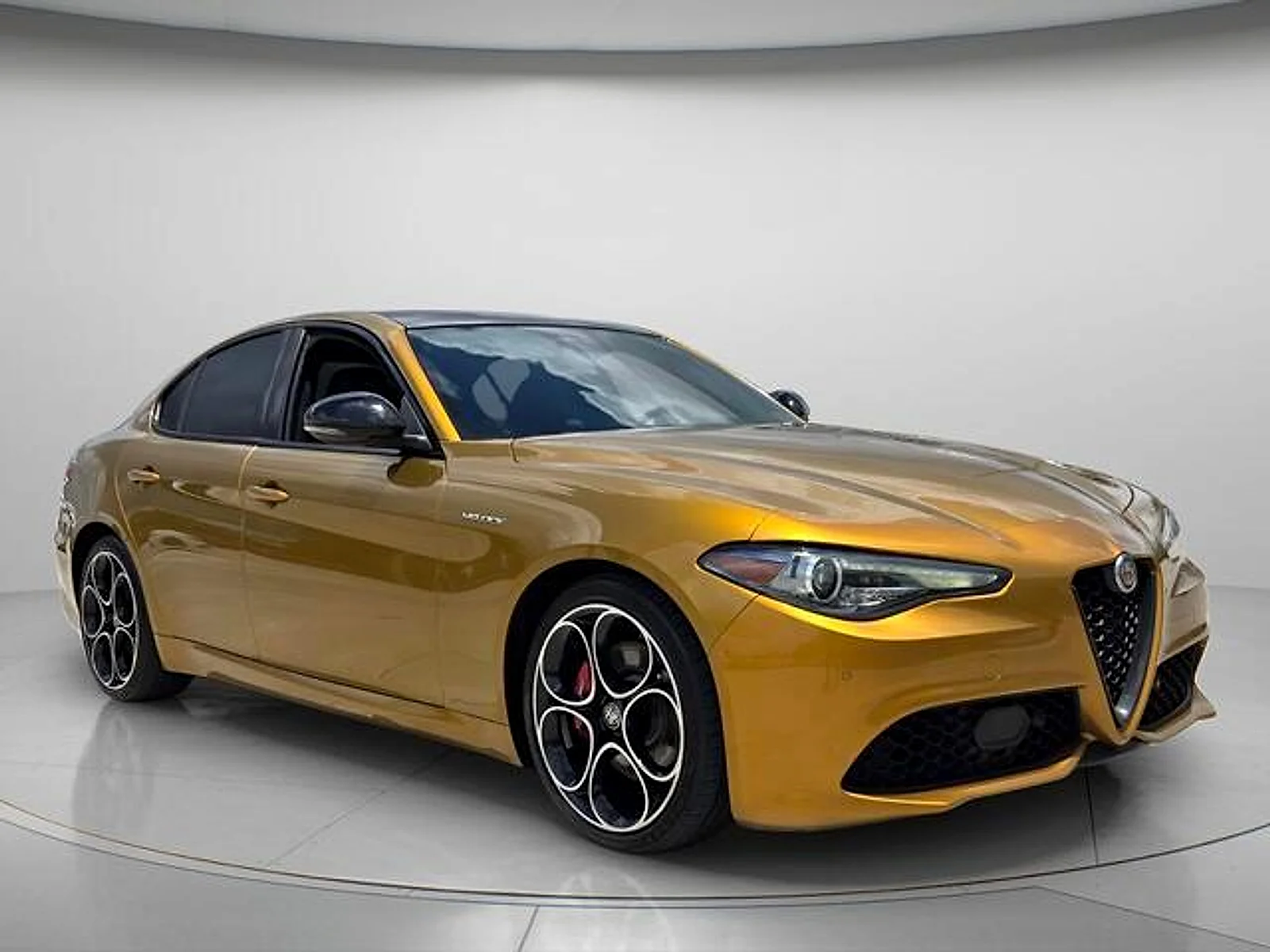Used 2023 Ocra GT Tri-Coat Alfa Romeo Veloce RWD image 9