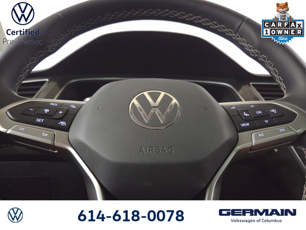 Used 2024 White Volkswagen 2.0T SE image 21