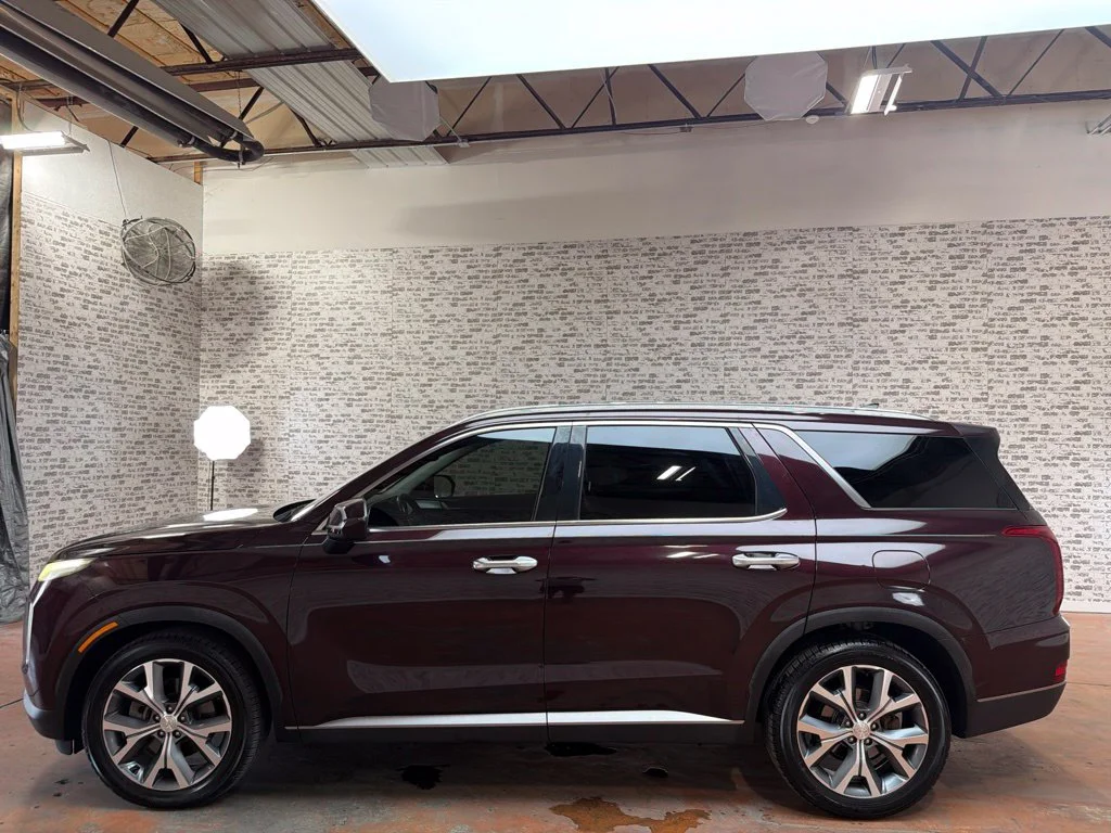 Used 2020 Sierra Burgundy Hyundai SEL image 4