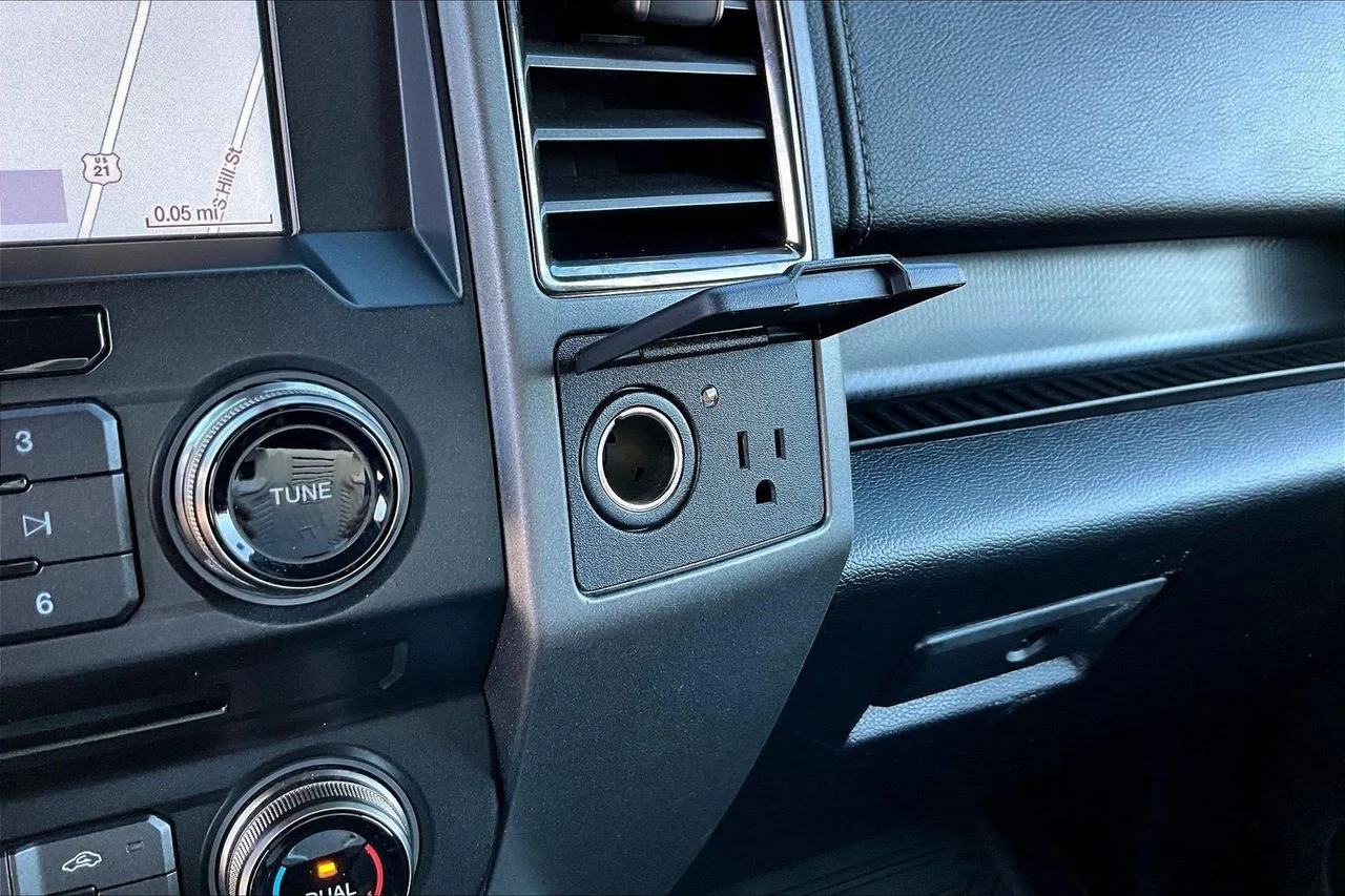Used 2018 White Ford Raptor image 18