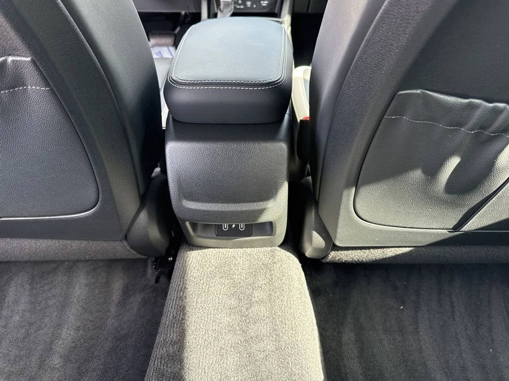 Used 2025 Yacht Blue Kia GT-Line image 31